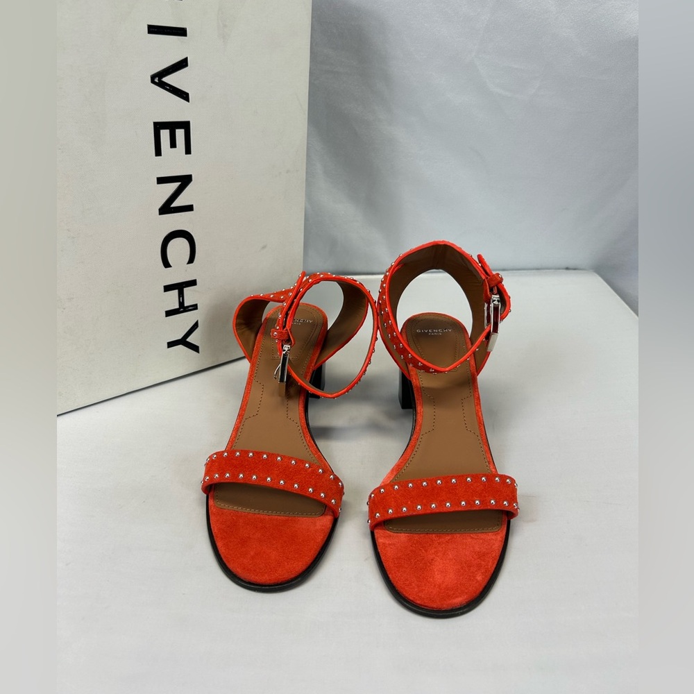 GIVENCHY
Studded Suede Sandals